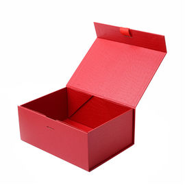 Varnishing Red Magnetic Cardboard Gift Boxes / Magnetic Box Packaging